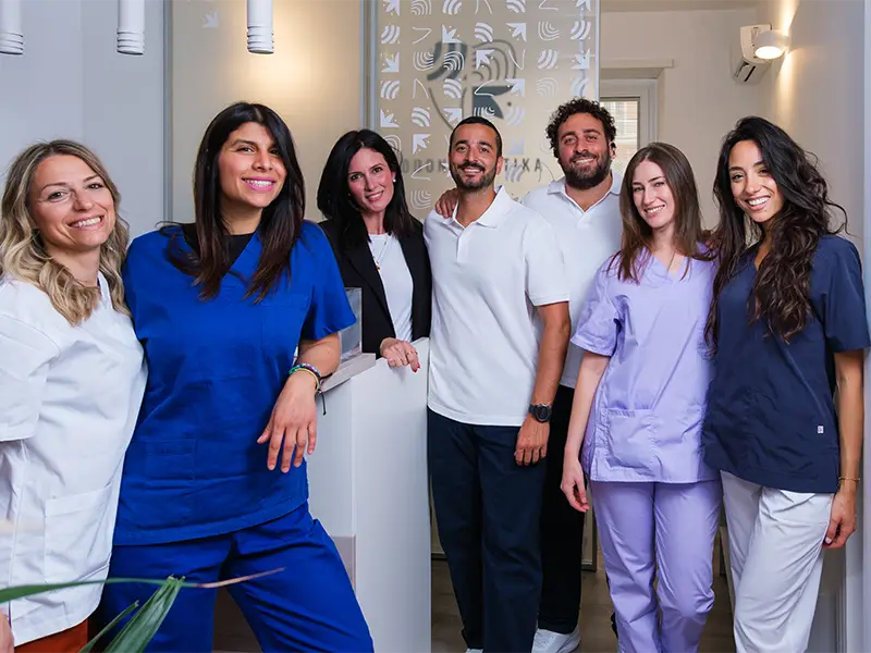 Lo staff dello studio Odontolistika